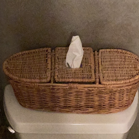 Other - Wicker Tissue Box and toilet paper Holder